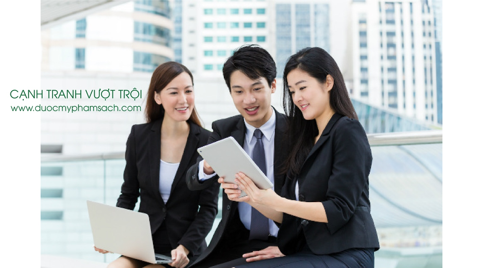 báo giá đến khách hàng gia công mỹ phẩm